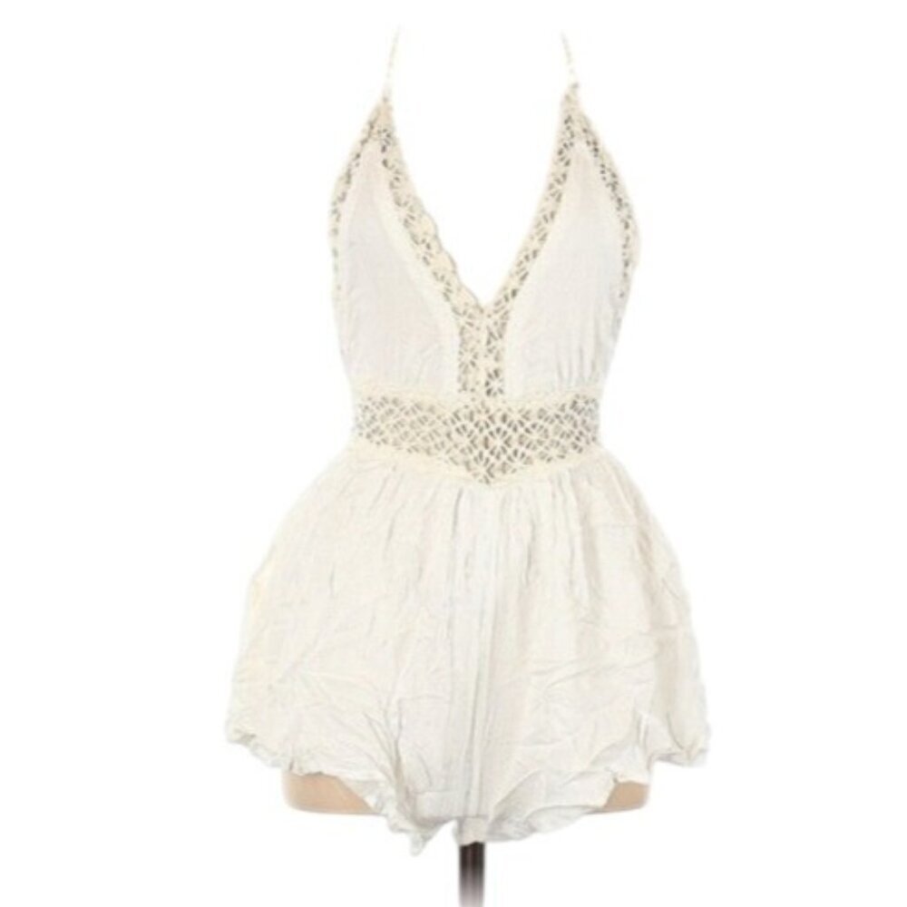 Paper Heart White Halter Backless Boho Lace Embroidered Romper Small Waist NWT